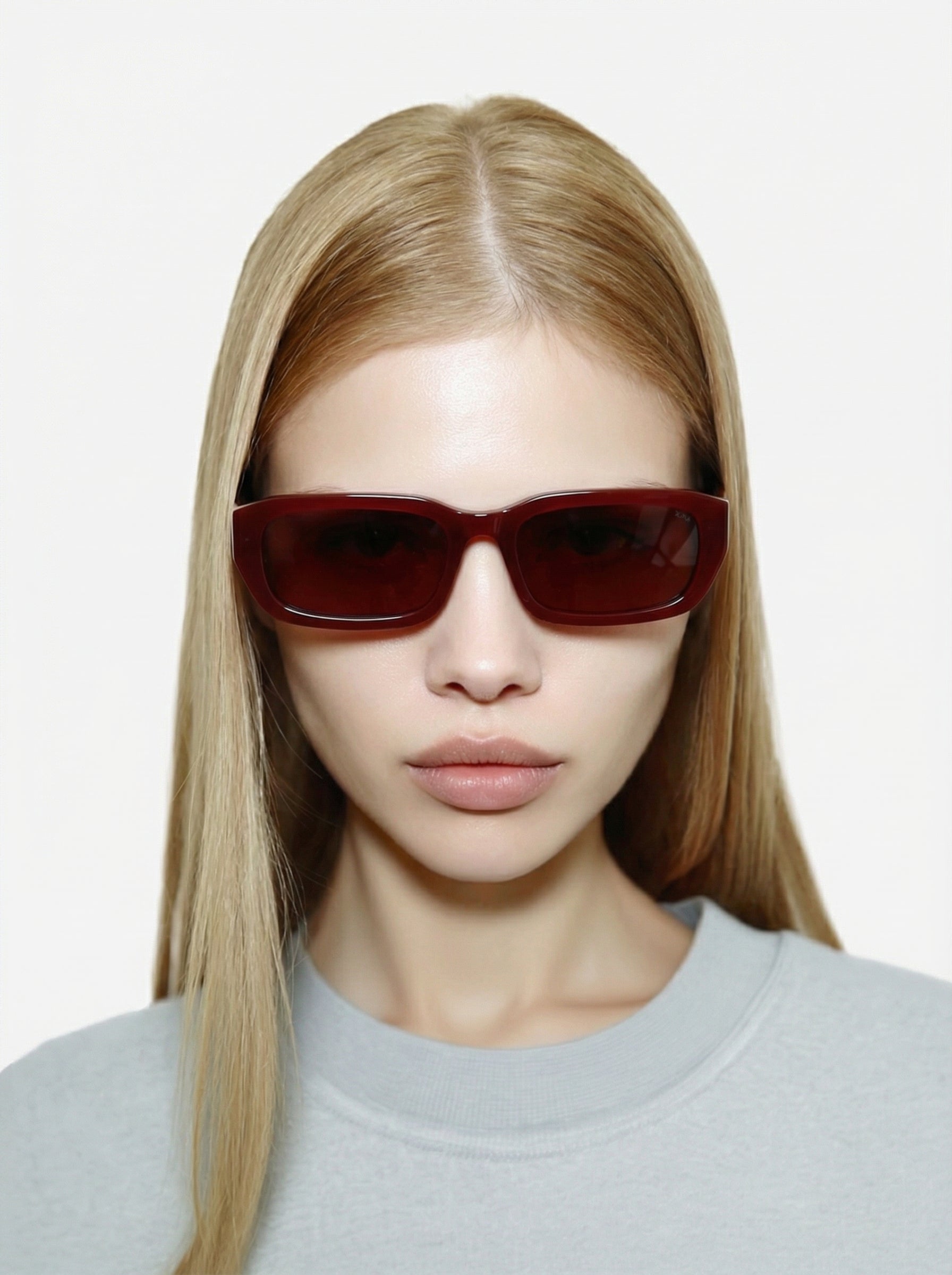 KOM-S20301-Mason-Burgundy-SoF-LAURA